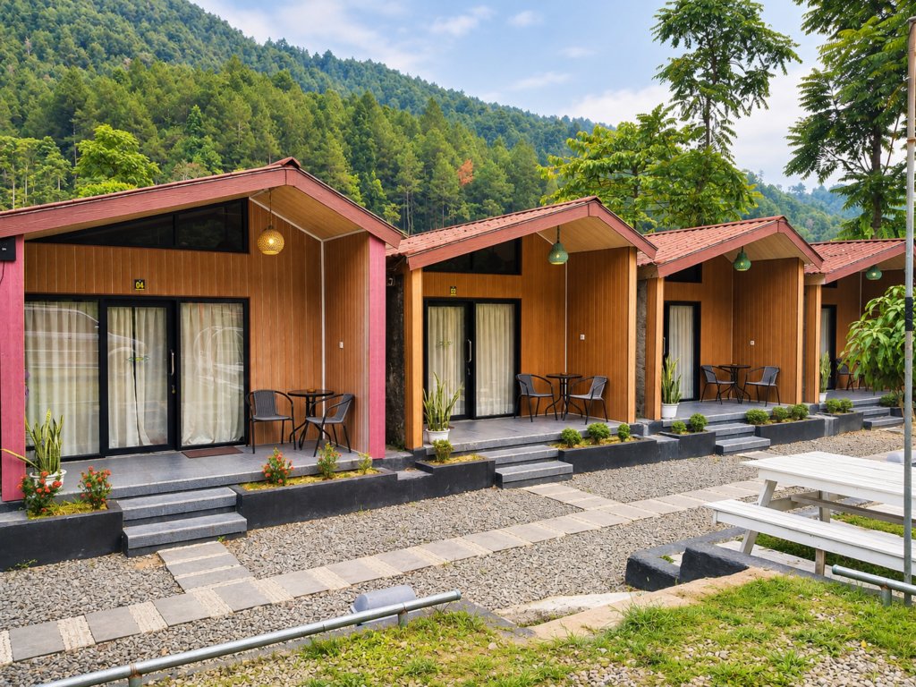 LUXURY CABIN LAWU